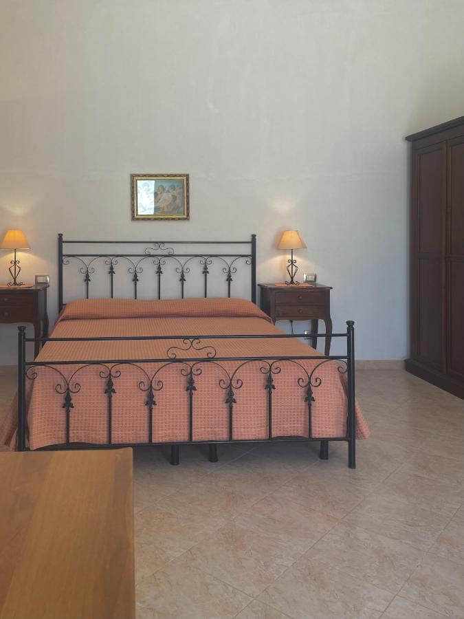 La Rondine Bed And Breakfast Уджано ла Киеза Екстериор снимка